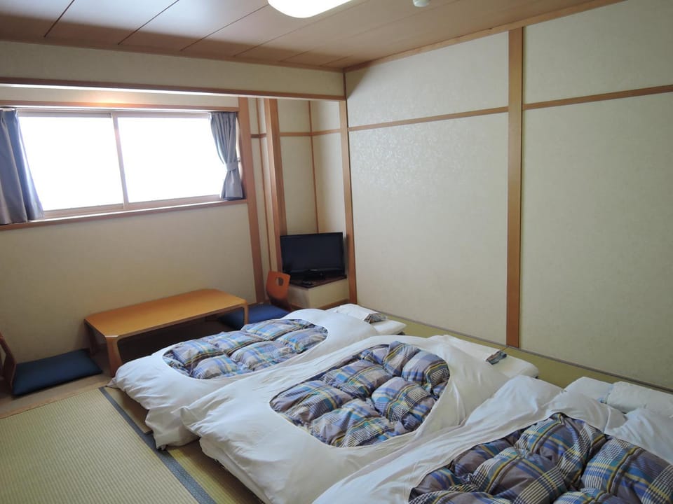 Maruni Ryokan Ryokan in Hakuba