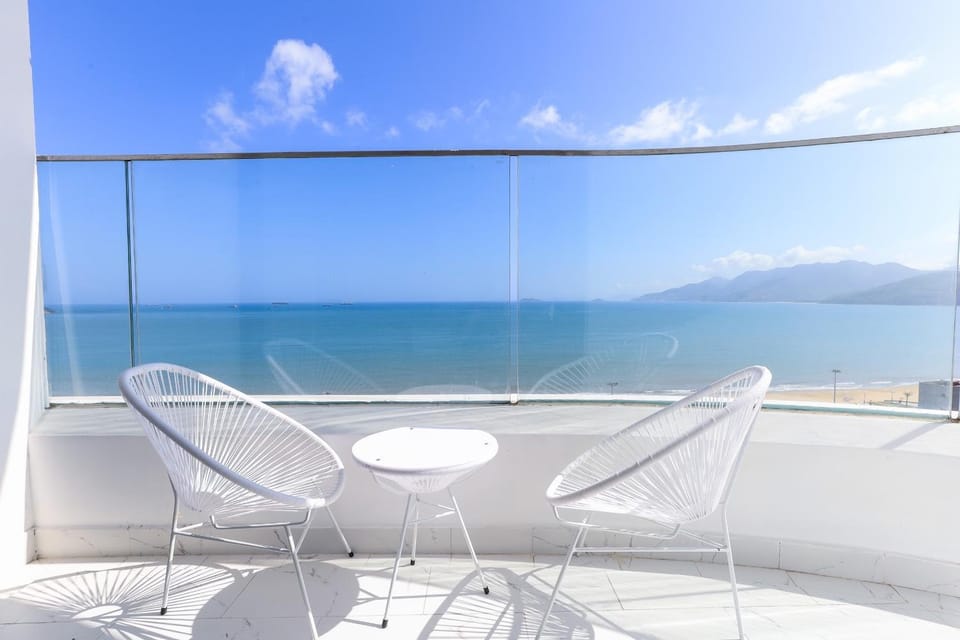 Patio, Balcony/Terrace, Sea view, Swimming pool