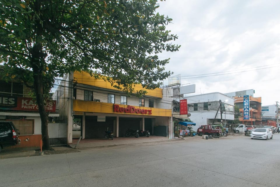 Property building, Neighbourhood, Parking