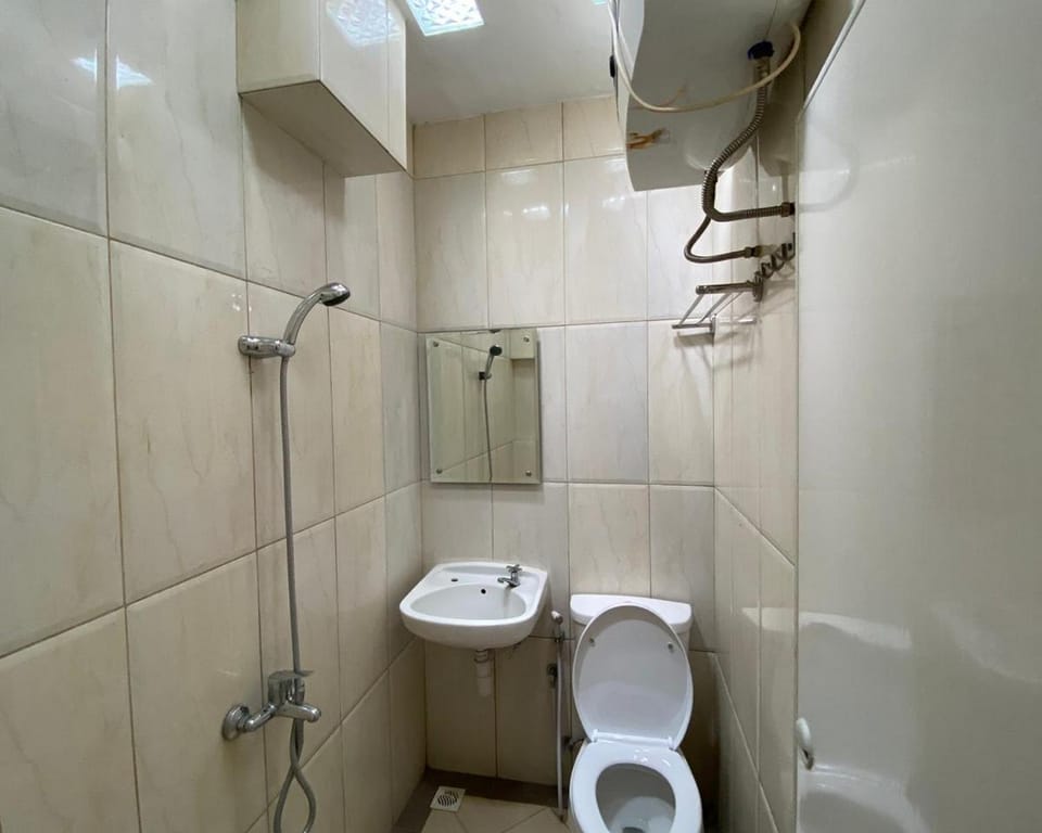Jatiwinangun Homestay near GOR Satria Purwoketo Mitra RedDoorz Hotel in Indonesia