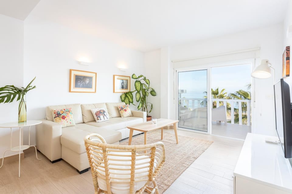 Balcony/Terrace, Living room