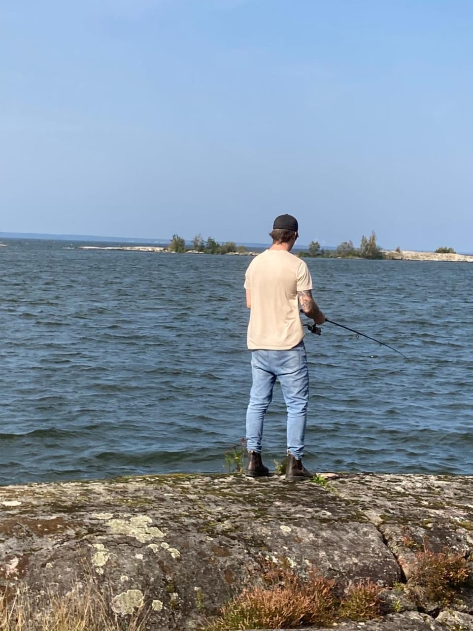 Strandnära Stuga Vänersnäs Nature lodge in Västra Götaland County