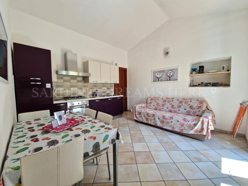 Kitchen or kitchenette, Living room, Dining area, pet friendly