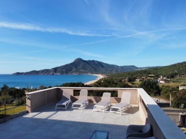 Balcony/Terrace, Mountain view, Sea view