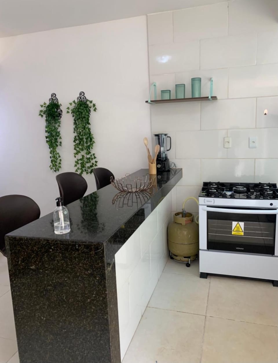 Kitchen or kitchenette, Communal kitchen