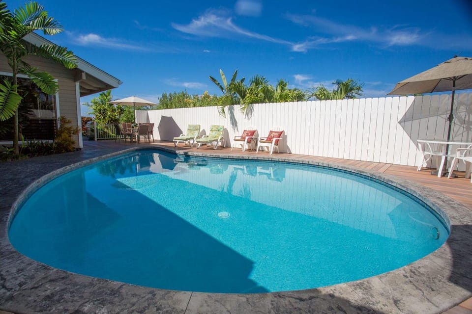 Patio, Swimming pool