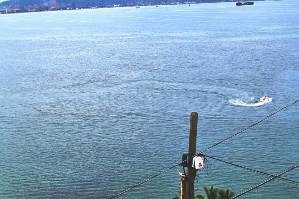 64 Peninsula del Capitan Apartment in Manzanillo