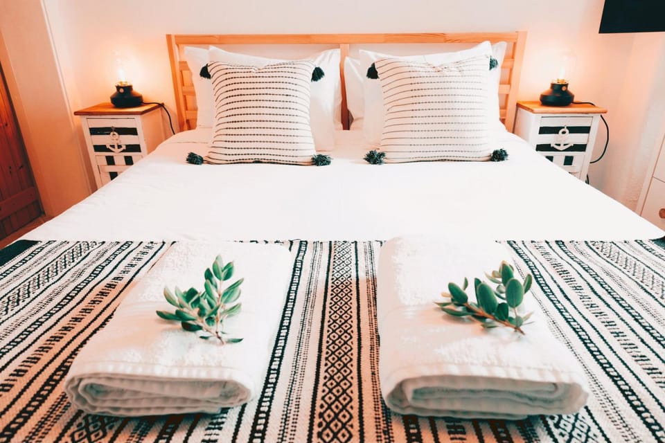 Um Lugar ao Sol Beach House Azenhas do Mar Apartment in Lisbon District