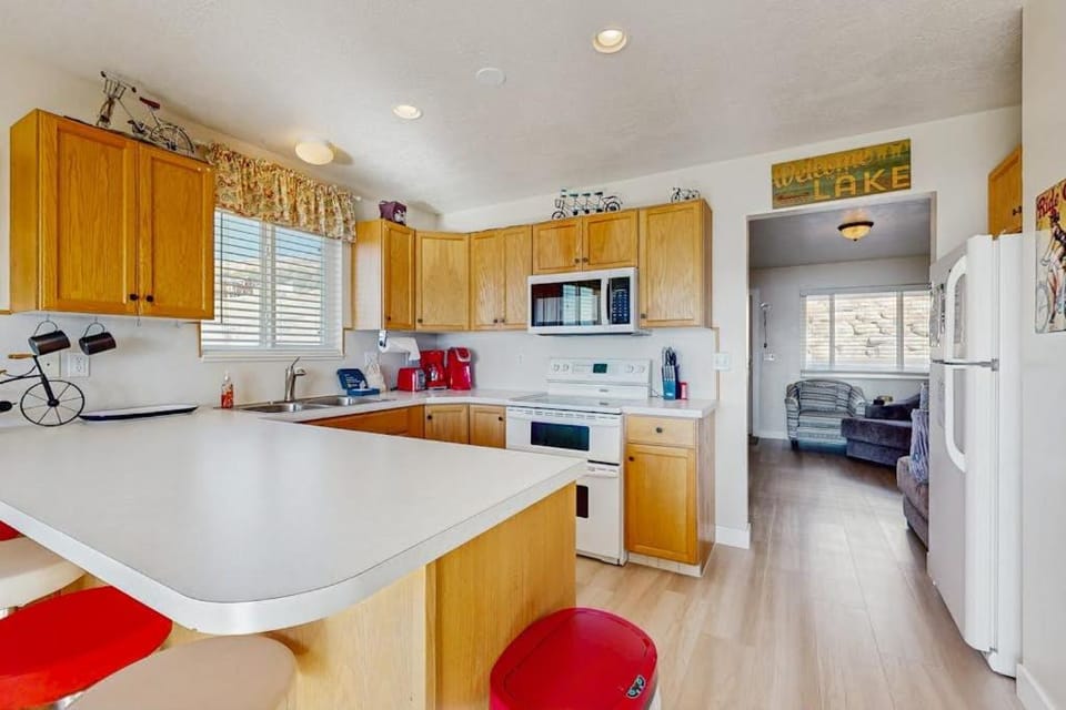 Bear Lake View House in Garden City