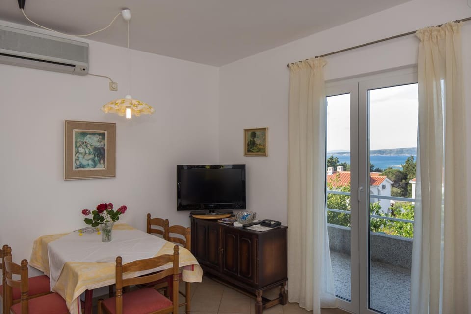 Apartman Leana Vacation rental in Krk