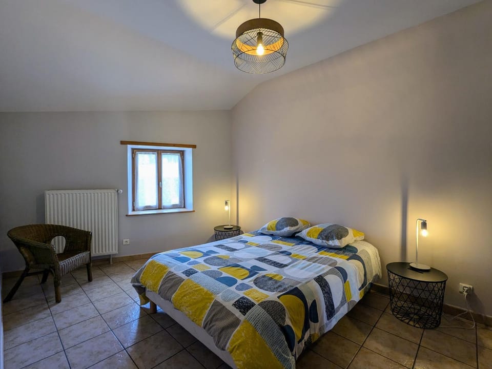 Gîte de charme en campagne, 5-8 pers., cheminée, nature, proche Pilat, activités à proximité - FR-1-582-269 House in Auvergne-Rhône-Alpes