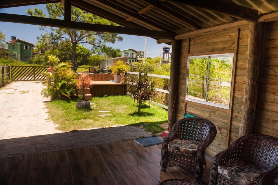 Casa na Praia do Rosa com Piscina House in Imbituba