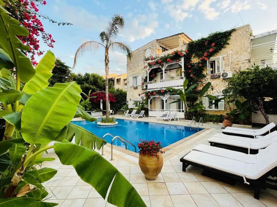 Nicoll Apartments Apartment hotel in Corfu, Greece