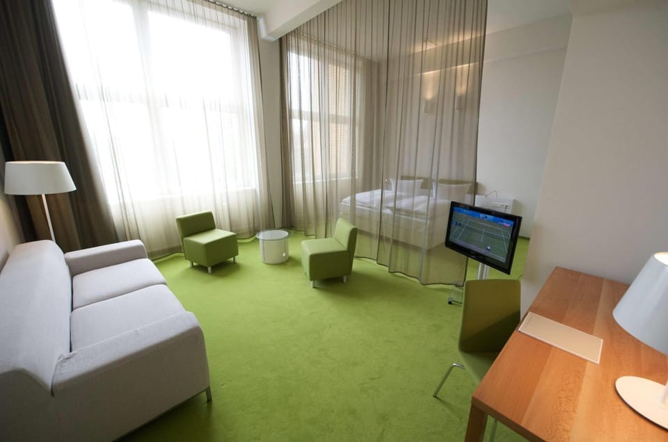 Photo of the whole room
