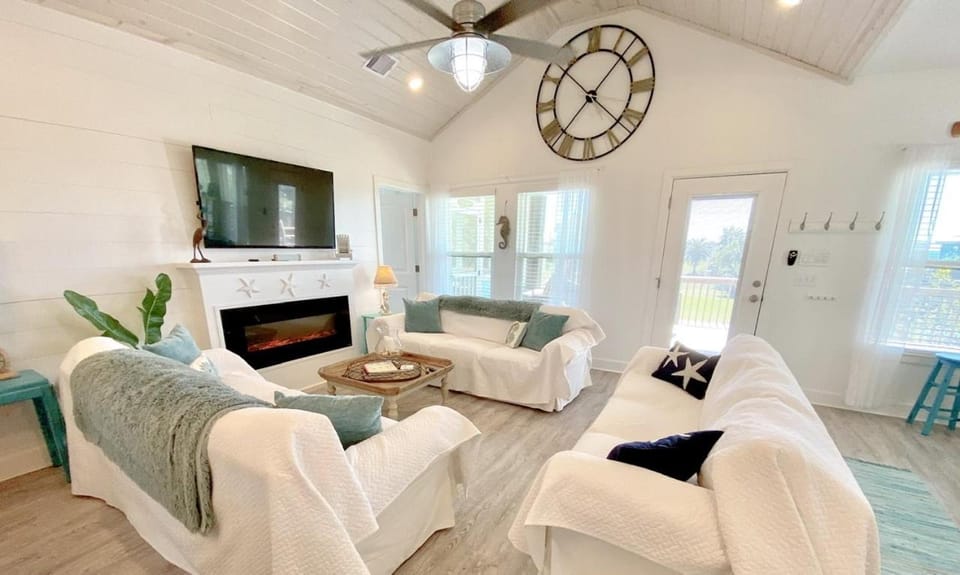 Reader's Retreat home House in Bolivar Peninsula