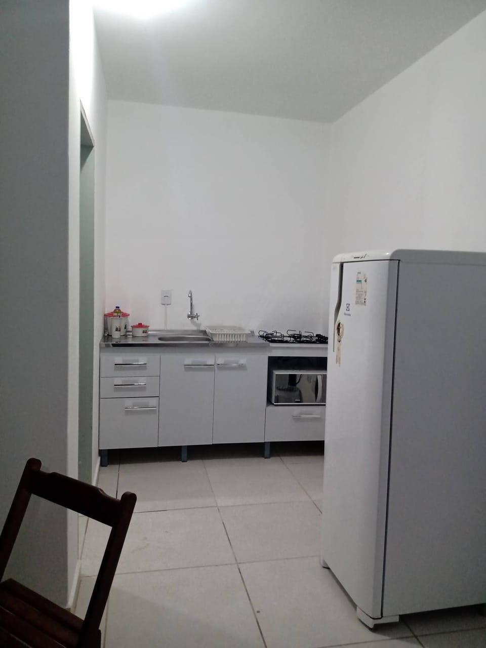 Kitnet 2 mobiliada centro de Torres RS, a 600m Da Praia Grande Apartment in State of Santa Catarina