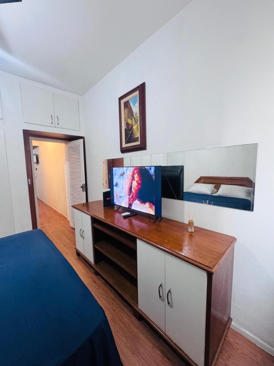 APMARAVILHOSO QUARTO e SALA LEBLON Recém REFORMADO ACEITO 5 pessoas NA ATAULFO DE PAIVA Apartment in Rio de Janeiro