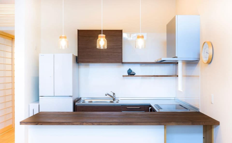 minibar, stove, toaster, kitchen