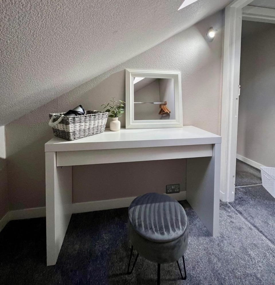 The TEVIOT in the centre of Melrose Apartment in England