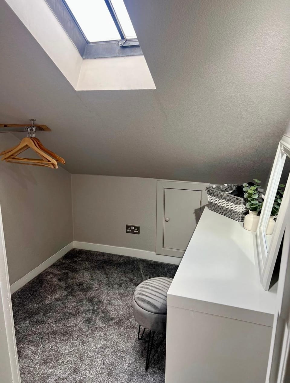 The TEVIOT in the centre of Melrose Apartment in England