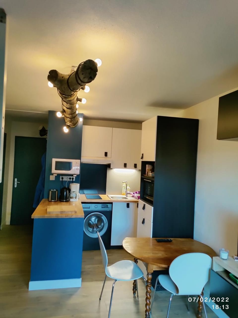 Dining area, Communal kitchen