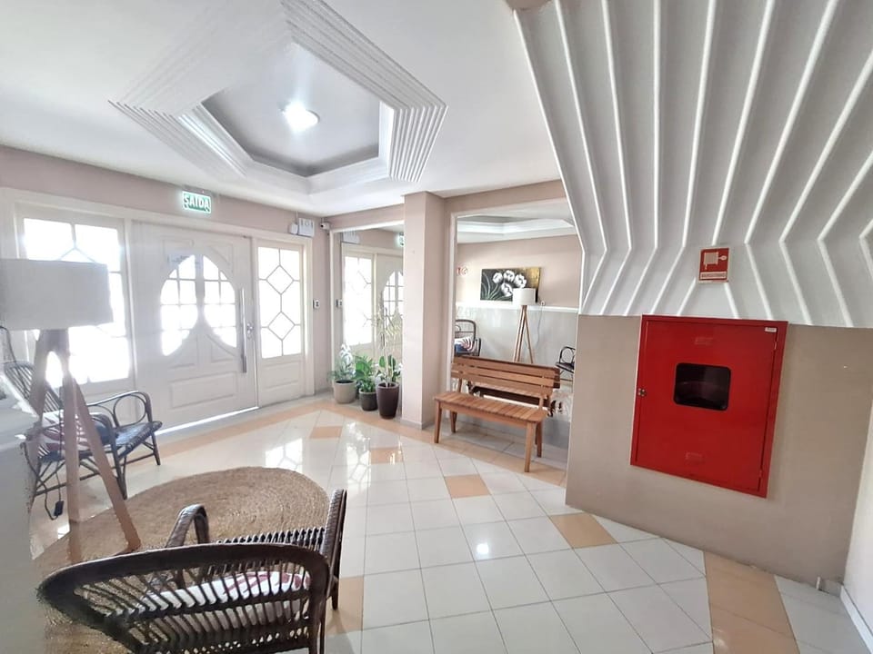 Apartamento na UBATUBA há 1 quadra do mar com AR Apartment in Tramandaí