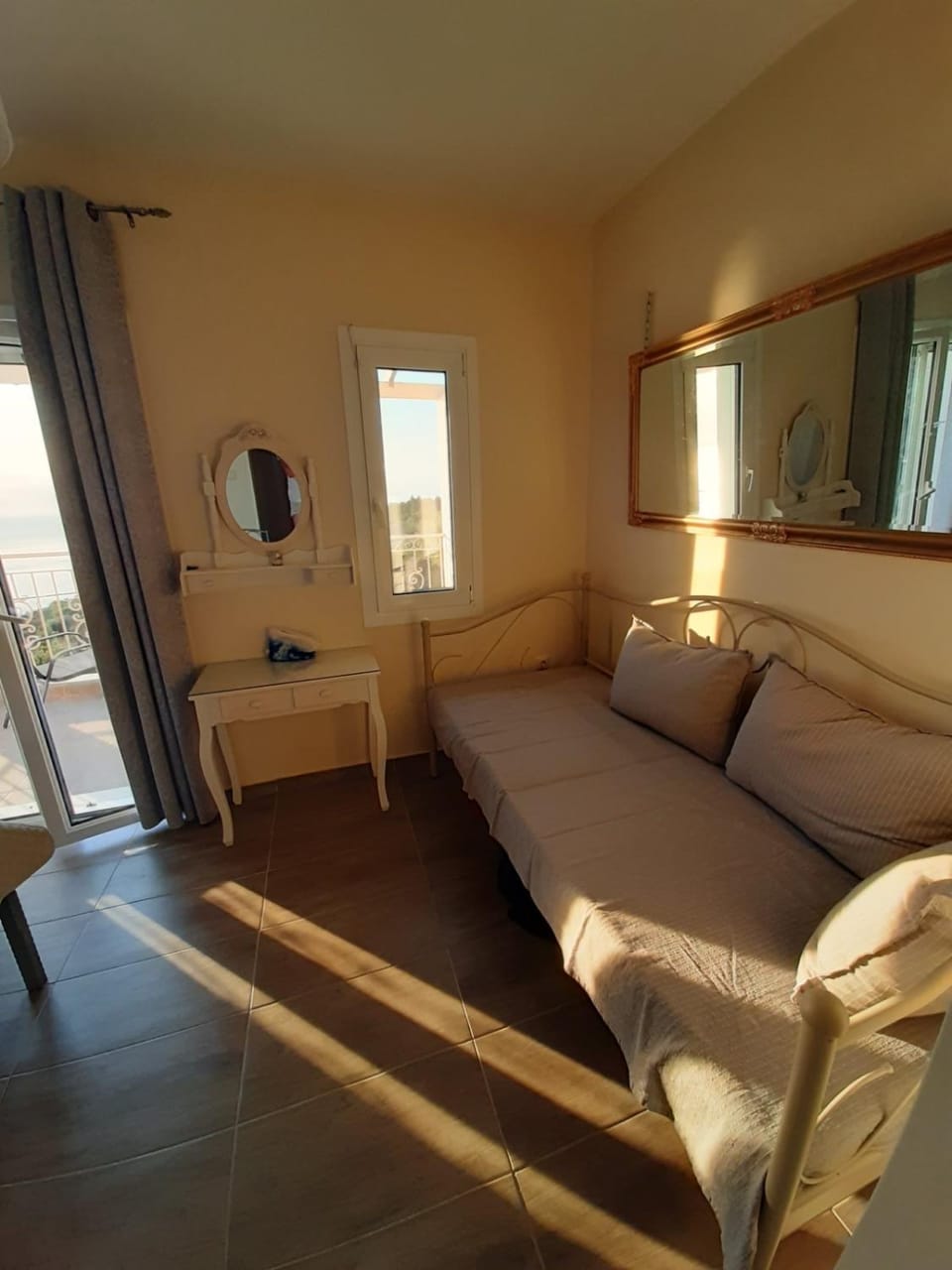 Bed, View (from property/room), Bedroom