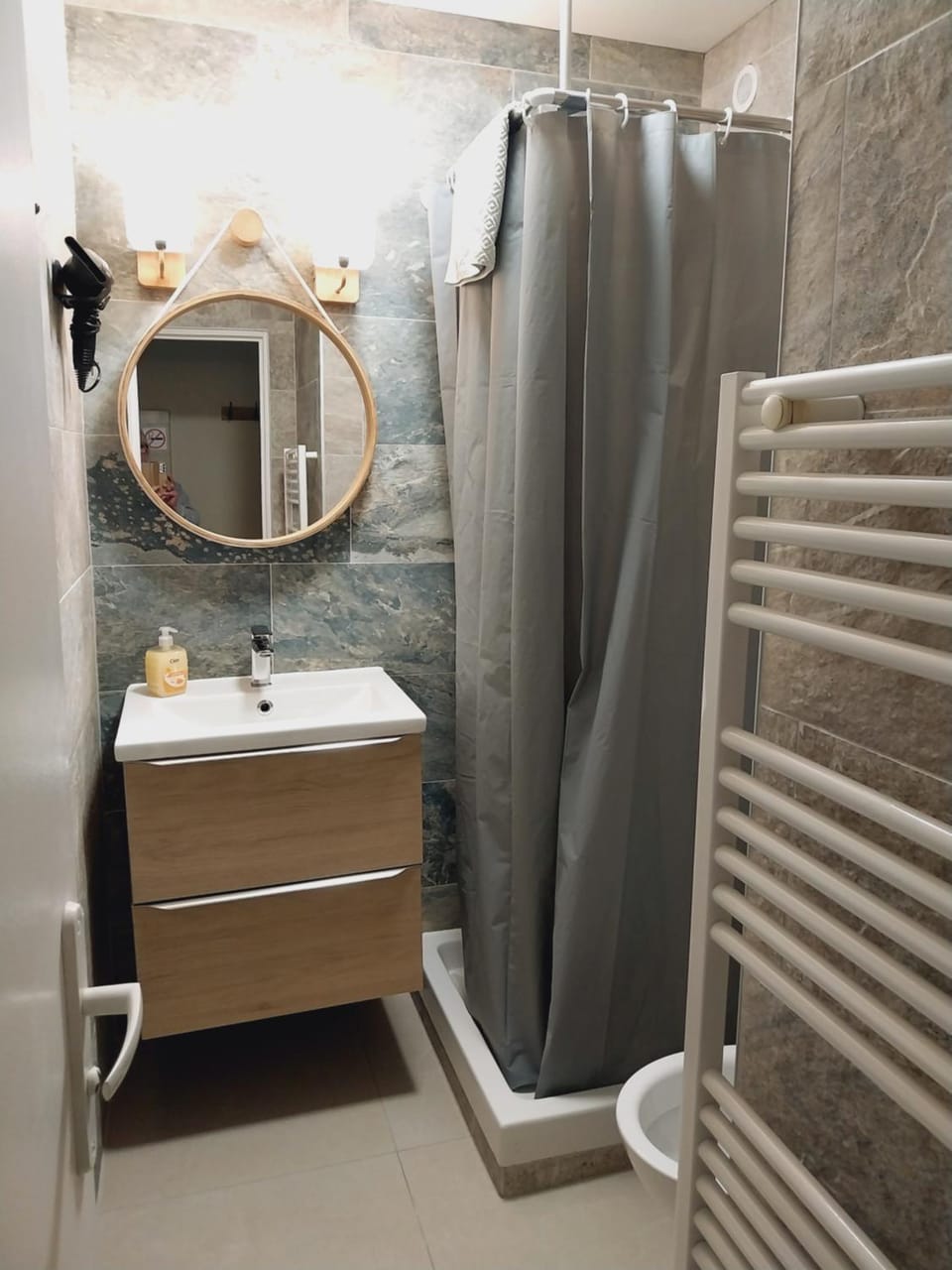 L Orchidée T2 Rdc climatisé jardin parking privé Apartment in Balaruc-les-Bains