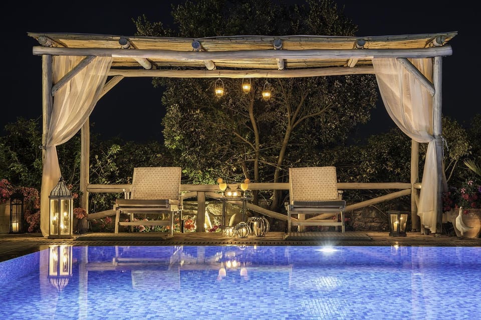 Swimming pool, Swimming pool