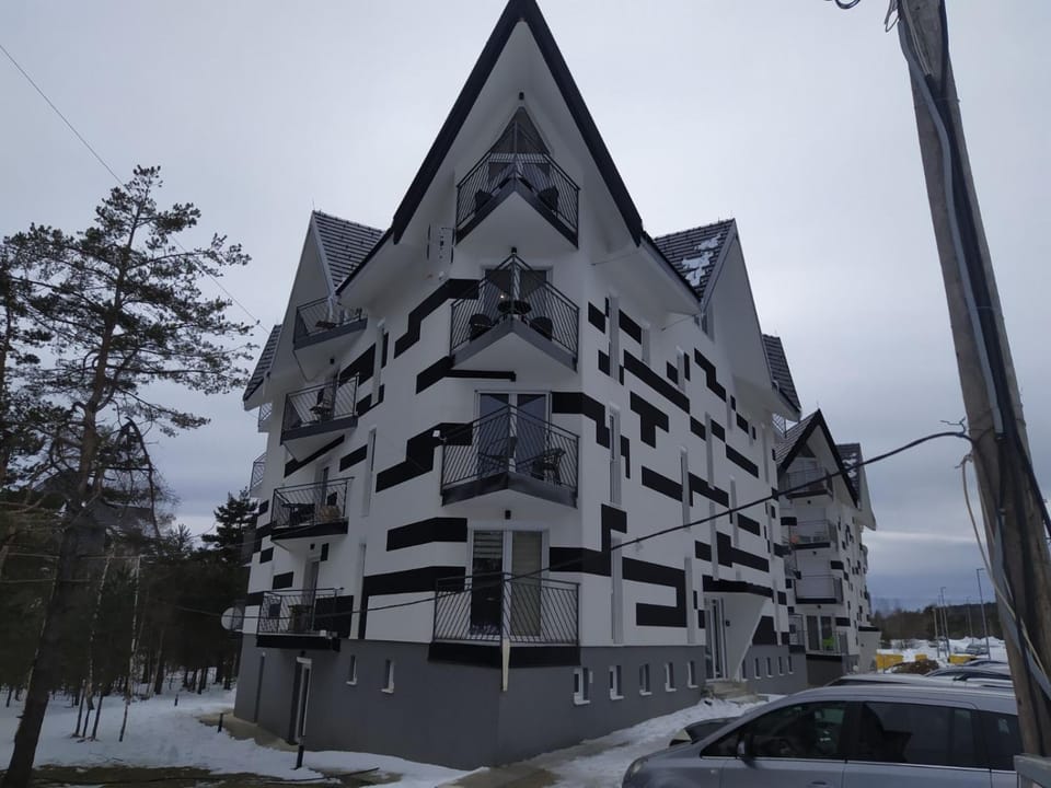 Property building, Day, Parking