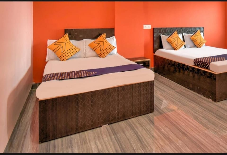 Hotel Nisarg Lodging And Restaurant Hotel in Maharashtra