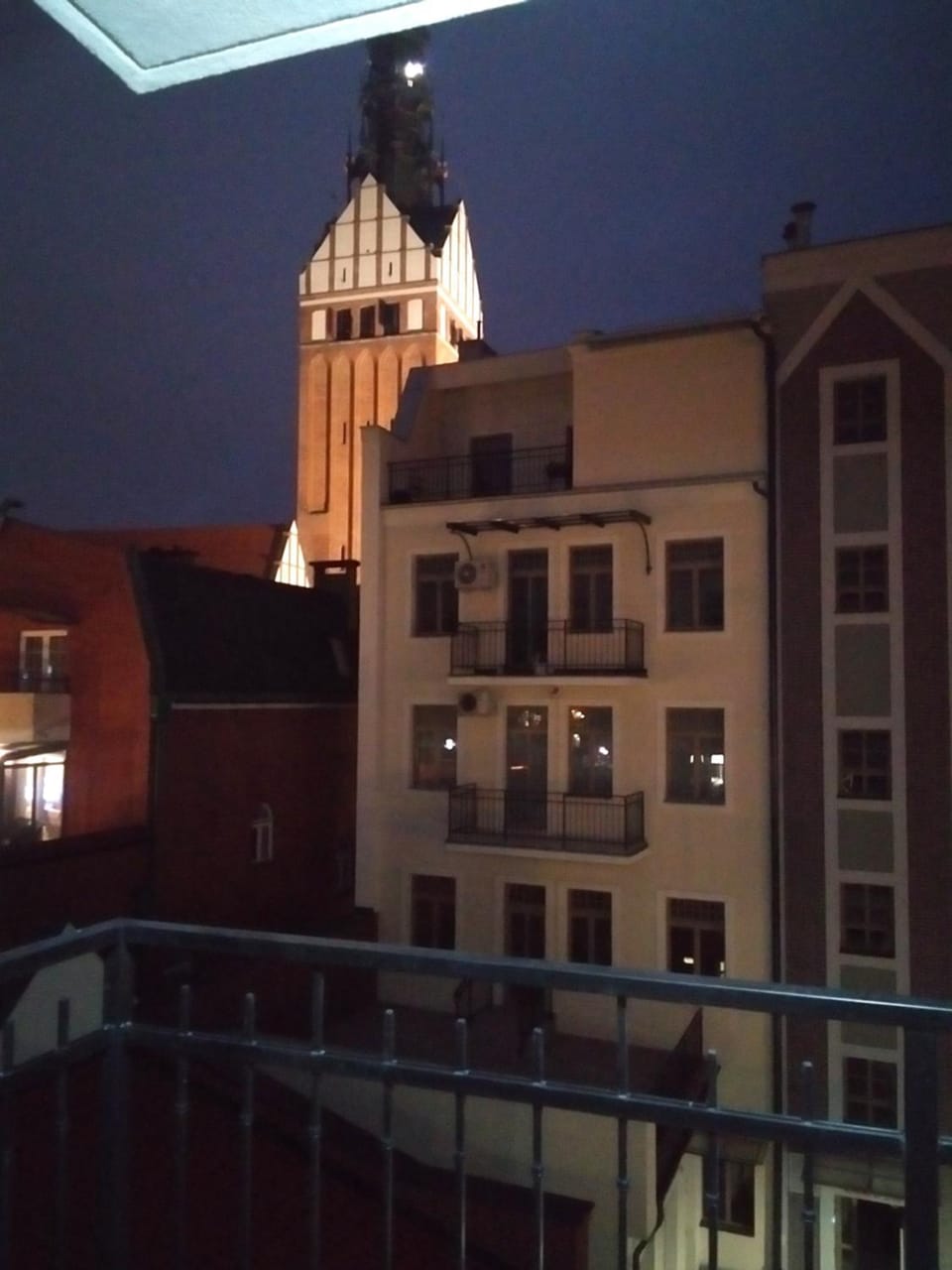 Nearby landmark, Neighbourhood