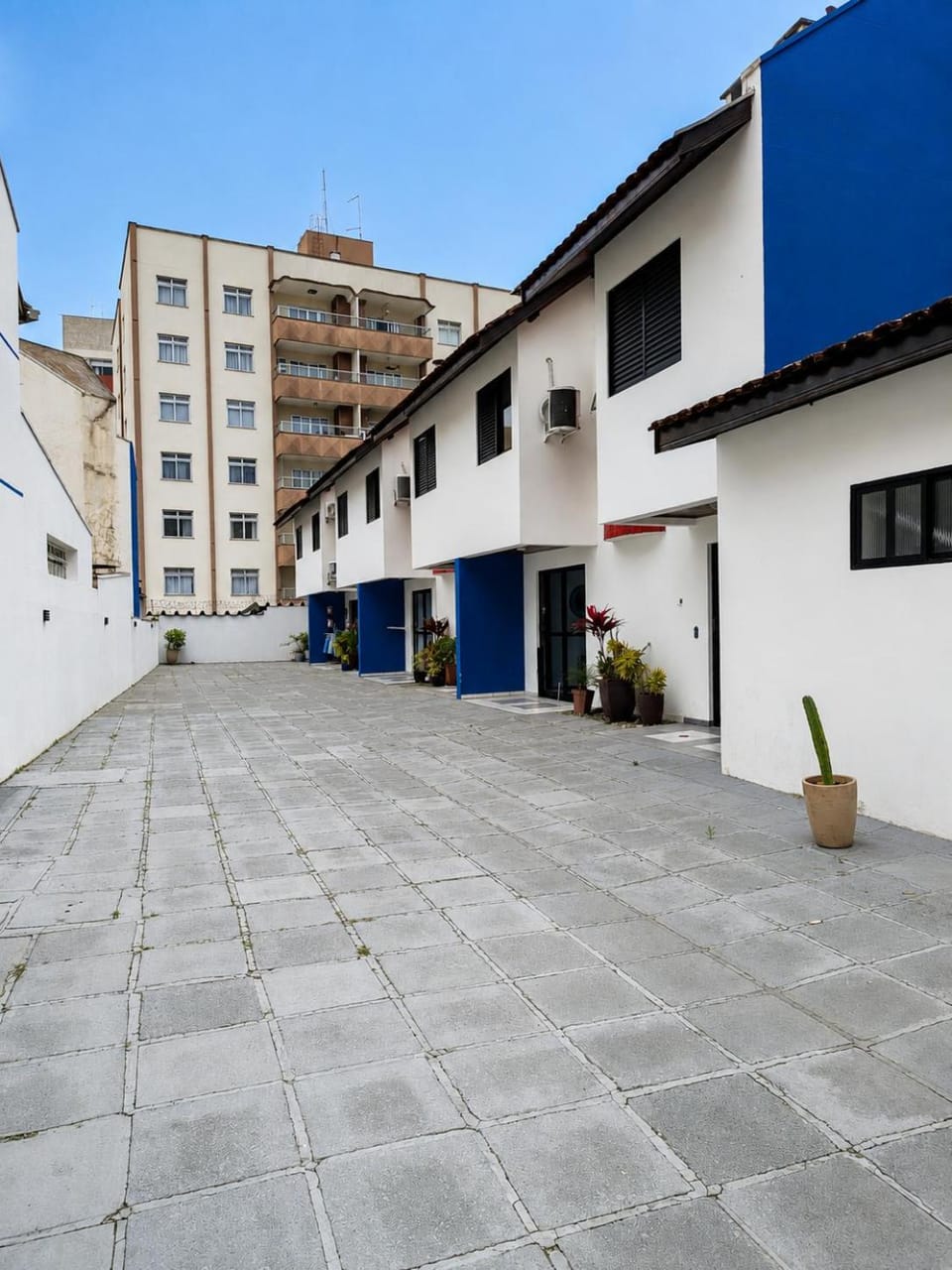 Triplex em Caiobá-Matinhos-Pr a 200 mt do mar Apartment in State of Paraná