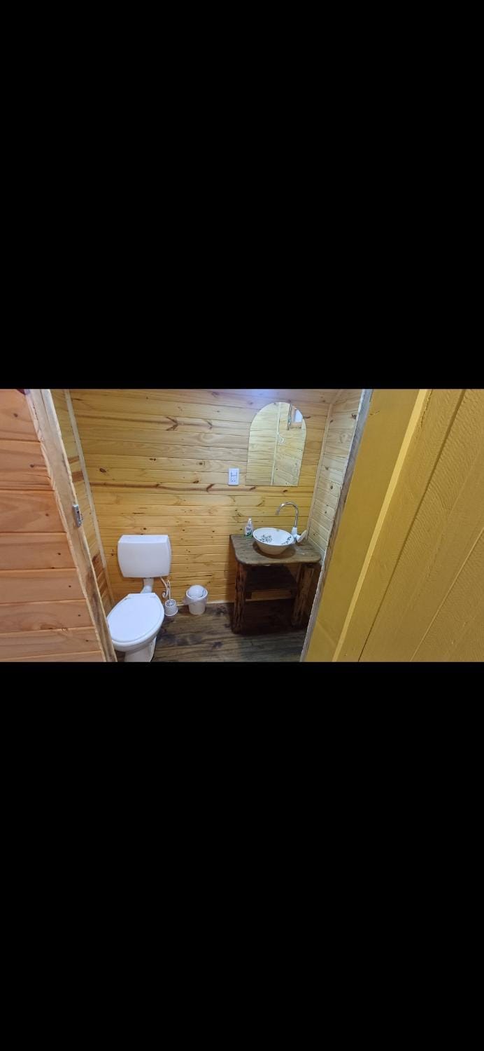 Hostel Chacra La Templanza Bed and Breakfast in Chubut Province, Argentina
