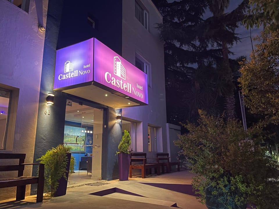 CASTELLNOVO HOTEL Hotel in Villa Carlos Paz