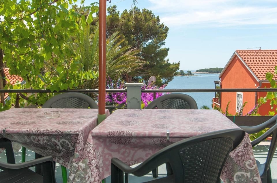 Day, Natural landscape, Summer, View (from property/room), Balcony/Terrace, Seating area, Sea view