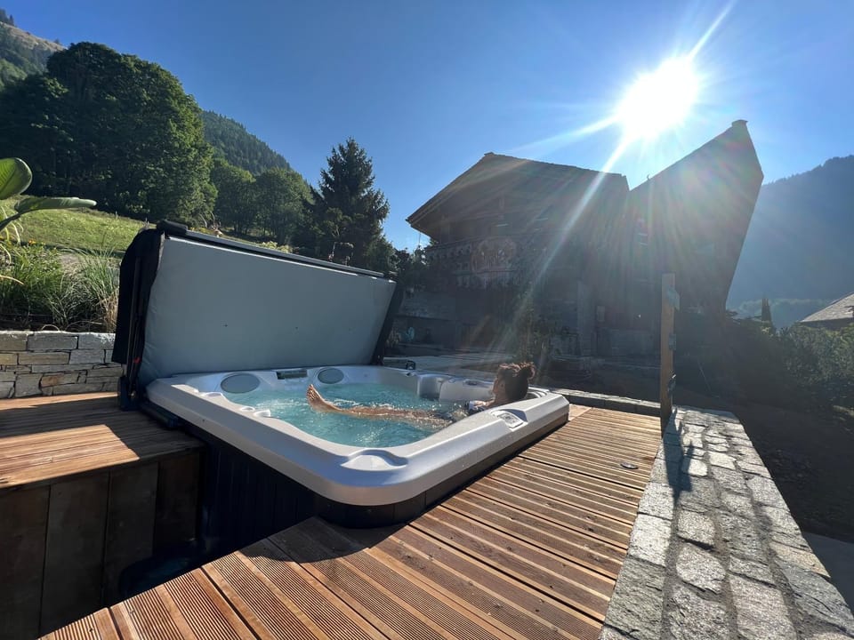 Micro-lodge, Jardin Secret Nature lodge in Montriond