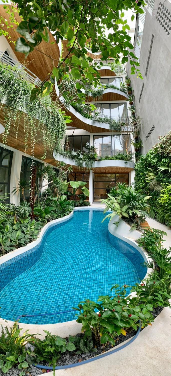 Property building, Swimming pool