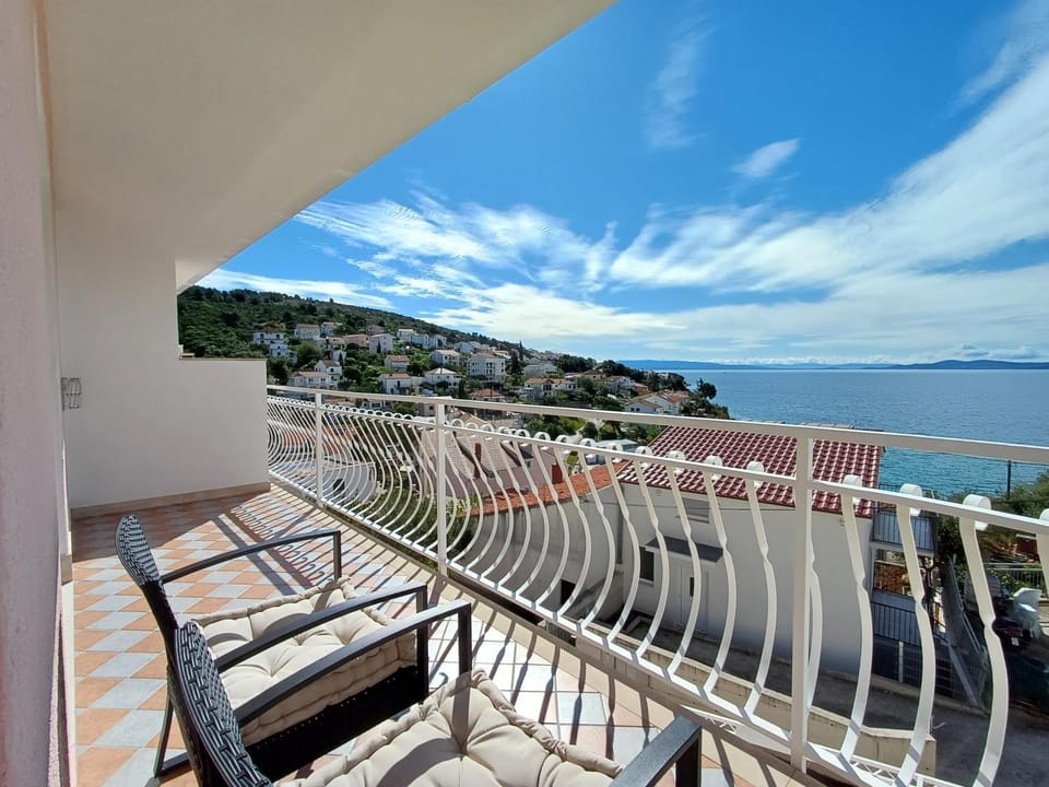 Day, Natural landscape, View (from property/room), Balcony/Terrace, Sea view