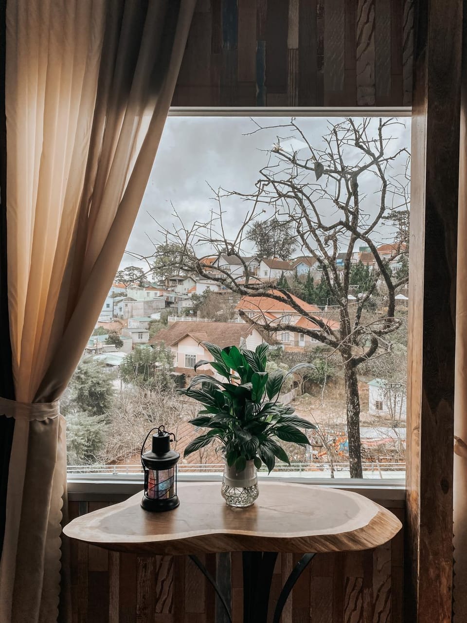 Ô Cửa Mùa Thu Bed and Breakfast in Dalat
