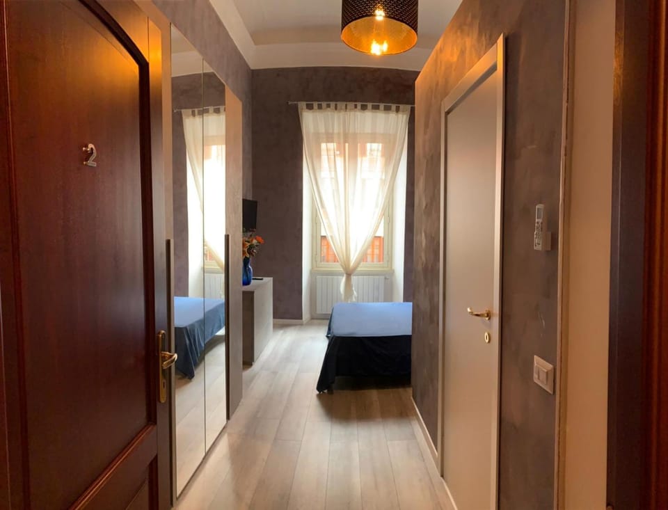 GIRASOLE SUITES Bed and Breakfast in Rome