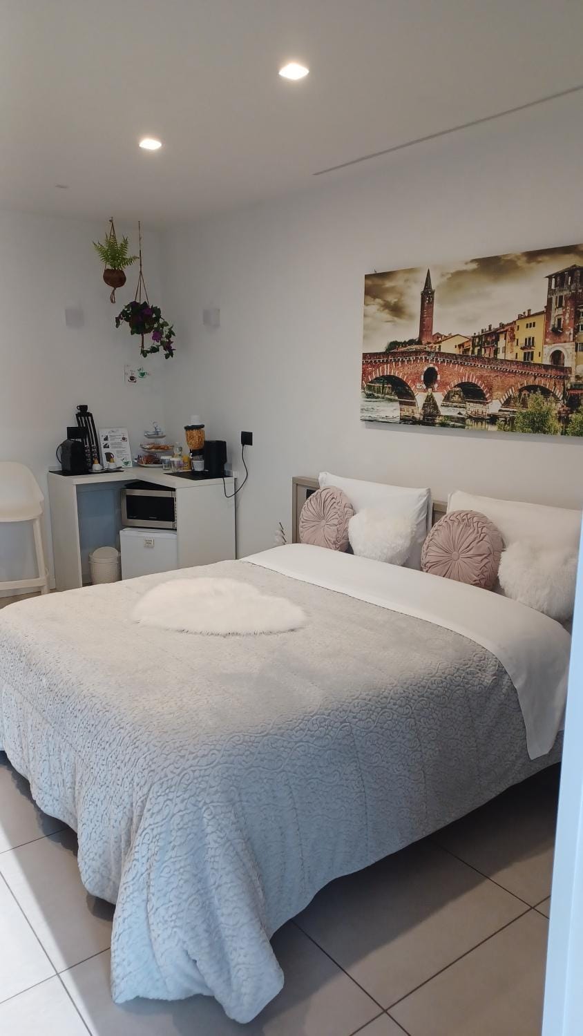 HOME CARPEDIEM Bed and Breakfast in Verona