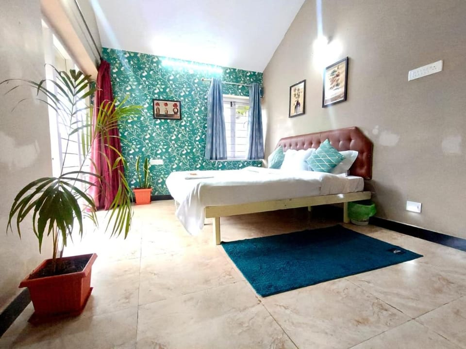 QUEENS COTTAGE - individual cottage Resort in Ooty