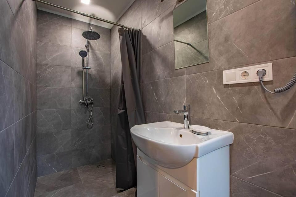 White House Apartment in Lviv Oblast