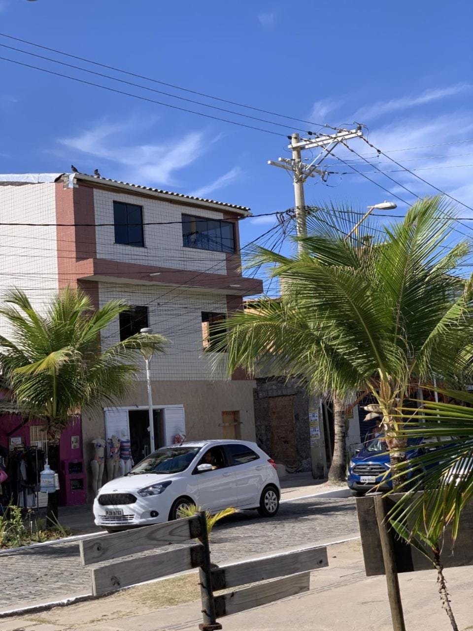 CASA NA PRAÇA DE AREMBEPE House in Arembepe