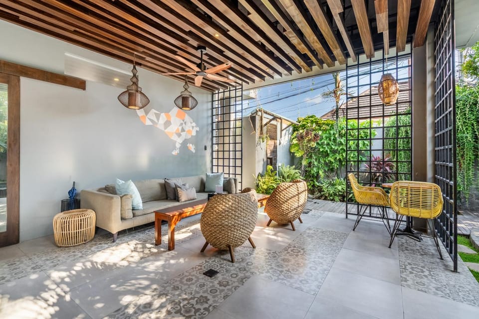 Balcony/Terrace, Seating area, Garden view