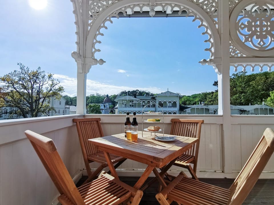 Balcony/Terrace, City view