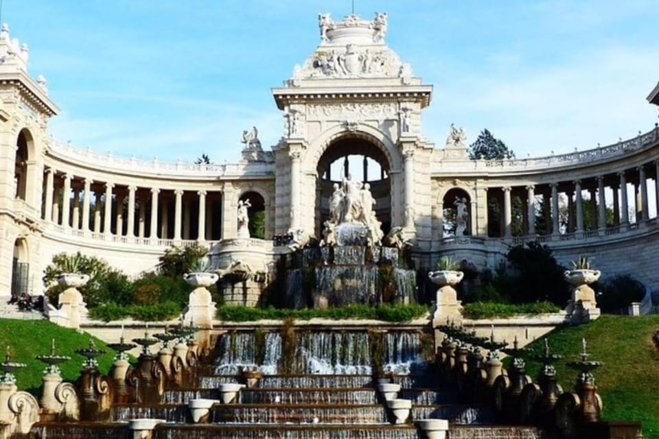 Nearby landmark, Landmark view