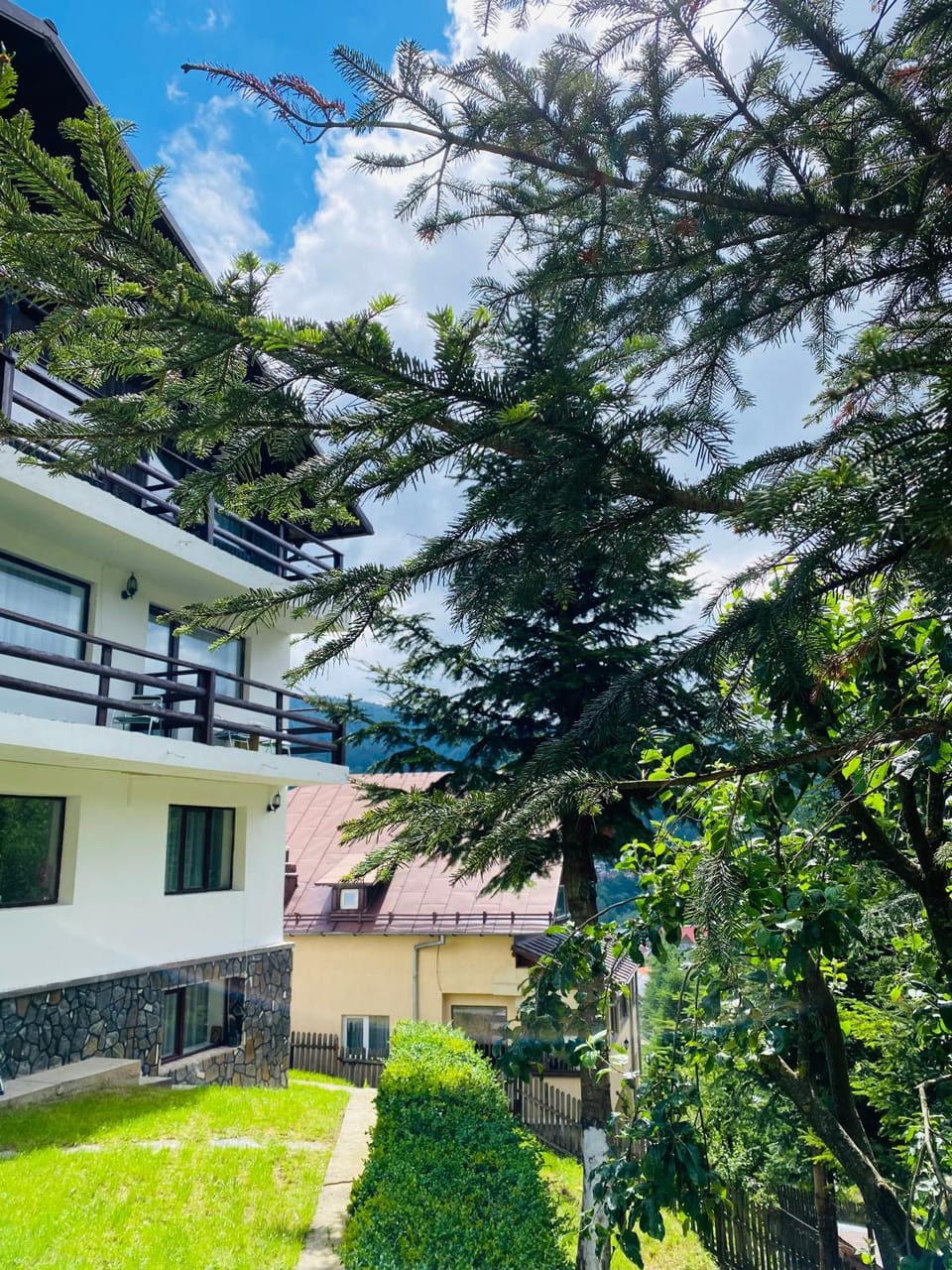 Property building, Natural landscape, Mountain view