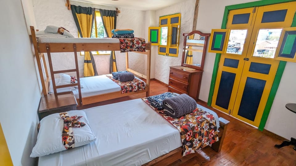 Photo of the whole room, Bedroom, bunk bed